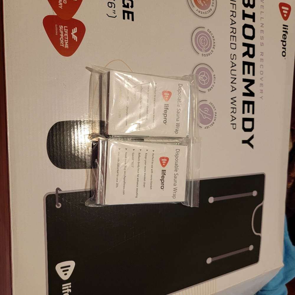 Bioremedy Infrared Sauna wrap 76" x 36" new opened took out of box never used.
